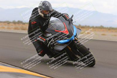 media/Sep-10-2022-SoCal Trackdays (Sat) [[a5bf35bb4a]]/Turn 14 Inside (1245pm)/